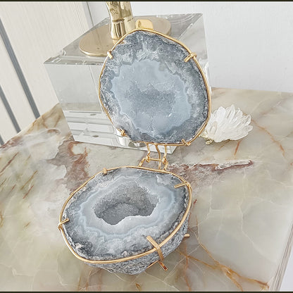 Raw Agate Crystal Geode Jewelry Box: Natural Beauty with Gold & Rose Gold Accents